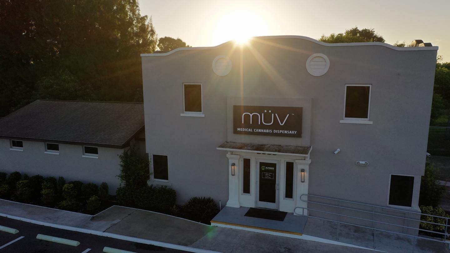 Cannabis Dispensaries: What are They and What to Expect | MÜV